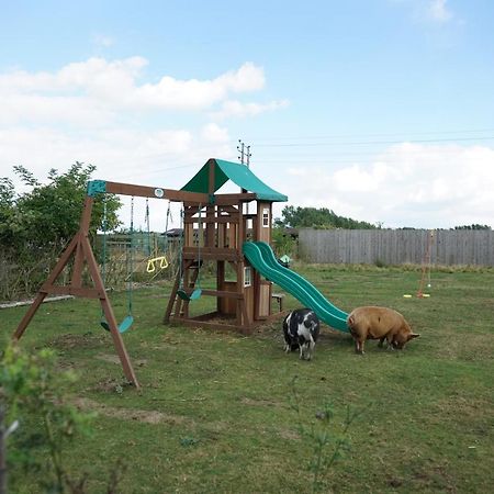 Hotel The Piggery Pod Sittingbourne Exterior foto